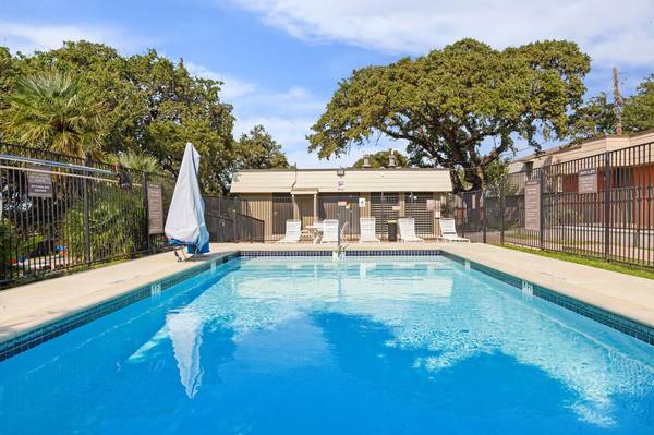 Austin Units Are Move In Ready Today - Room for Rent