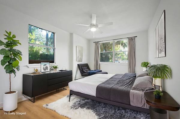 Jacksonville Fully Renovated 5br 2ba - Room for Rent