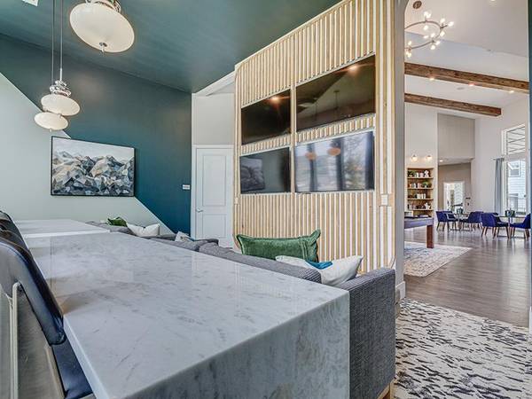 Saratoga Springs Basketball Half Court - Room for Rent