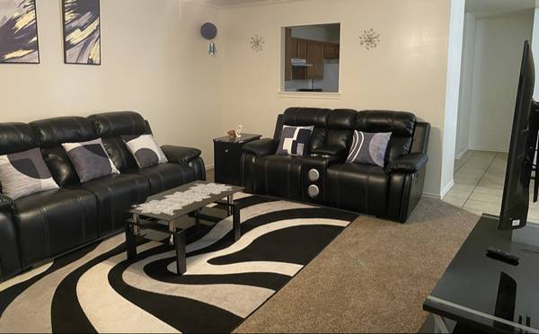 Lubbock Bedroom And Bathrooms Nestled - Room for Rent