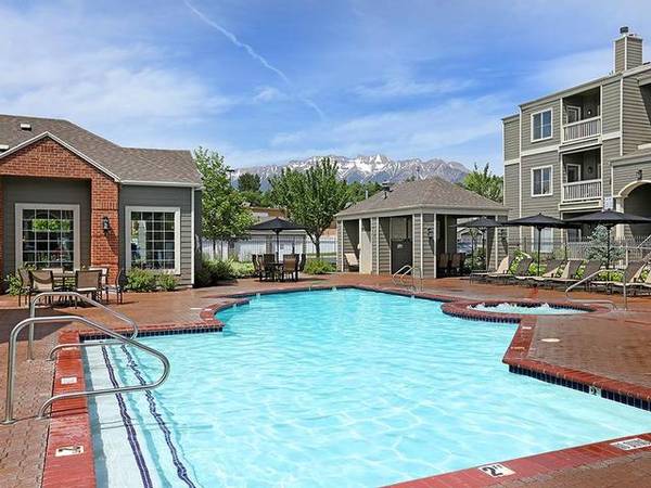 Vineyard Corporate Housing Available - Room for Rent