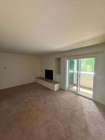 Lynchburg Charming Bed Bath Apartment - Room for Rent