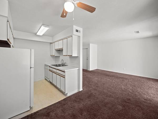 Columbus Bd Ba On Site Management - Room for Rent