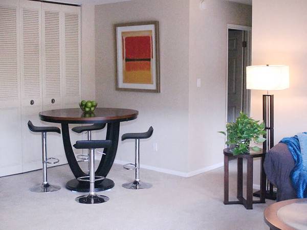 Decatur Central Air Conditioning And - Room for Rent