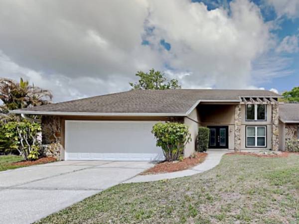 Bradenton Amazing House Available For - Room for Rent
