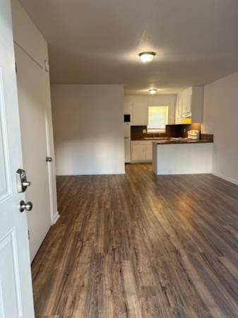 Lenoir Efficiency Apartment In Lenoir - Room for Rent