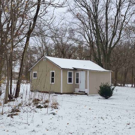 Benton Harbor Bed Home Available Now - Room for Rent