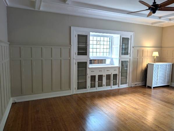 Buffalo Charming Bedroom Apartment In - Room for Rent