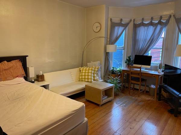 Cambridge No Fee Great Loc Minutes To - Room for Rent