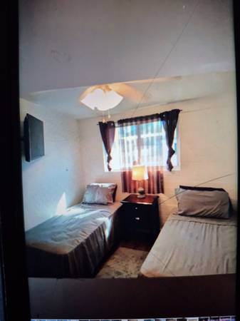 Co ed Independent living - rooms &amp; shares - apartment room roommate share rent