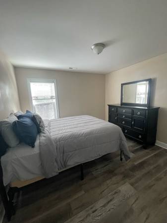 Cherry Point 700 Inc Wifi - Room for Rent