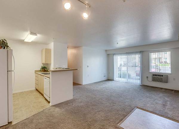 Spokane Alarm System Clubhouse Fully - Room for Rent