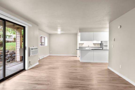 Spokane Breakfast Bars Close To - Room for Rent