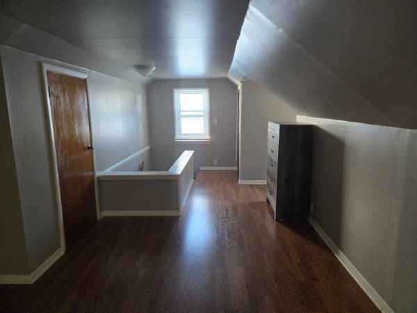 Cleveland 575 Month Home Share In Parma - Room for Rent