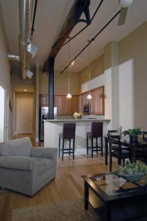 Providence Beautiful Bedroom Bathroom - Room for Rent