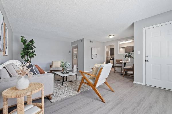 Boise Controlled Access Fitness Center - Room for Rent