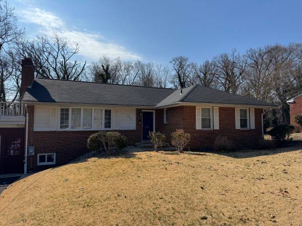 Temple Hills Entire Upstairs Single - Room for Rent