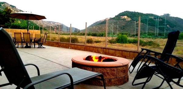 Fallbrook Private Downstairs Bedroom - Room for Rent