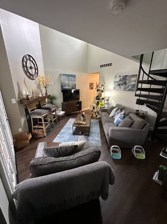 Haddonfield Private Bed Bath In 2br - Room for Rent