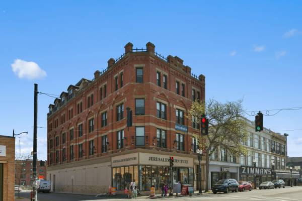 Lynn Lynn Boston Luxury Studio No - Room for Rent