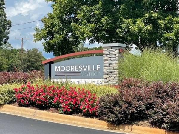 Mooresville Simply Beautiful Bed Bath - Room for Rent