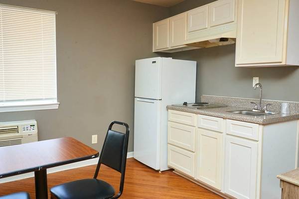 Chattanooga Siegel Rewards Program Wifi - Room for Rent