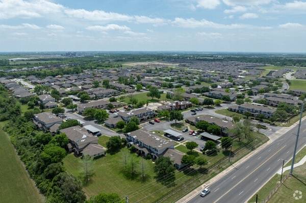 Temple Playground High Speed Internet - Room for Rent