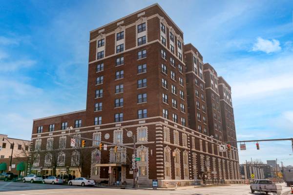 Columbus Bedroom Apartment Big Space - Room for Rent