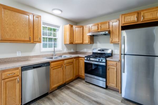 Newburgh Bedroom 25 Bathroom Townhomes - Room for Rent