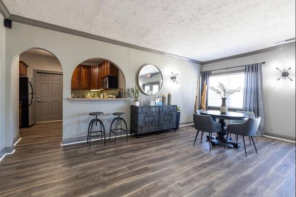 Greenwood Fun Play Parks Must See - Room for Rent