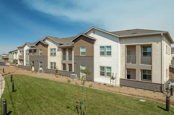 Chico Kitchen Island Garages Only - Room for Rent