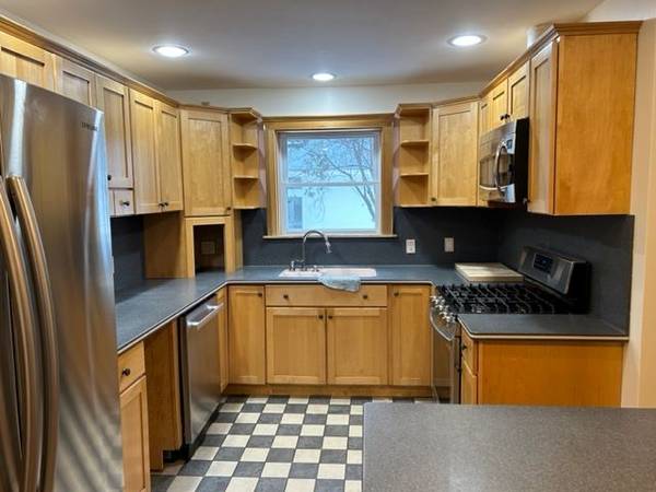 Randolph Newly Renovated Big One - Room for Rent