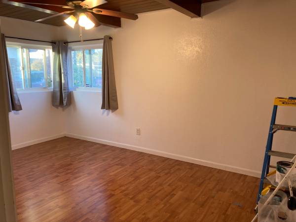 Soledad Single Room - Room for Rent