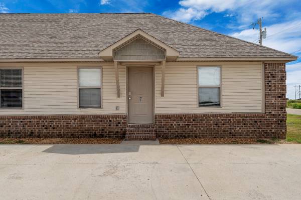 Walnut Ridge Walnut Ridge - Room for Rent