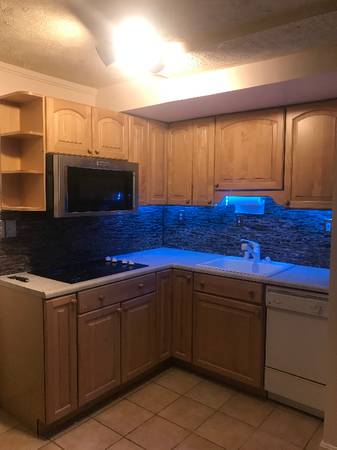 Fairfax Room For Rent Private Entrance - Room for Rent