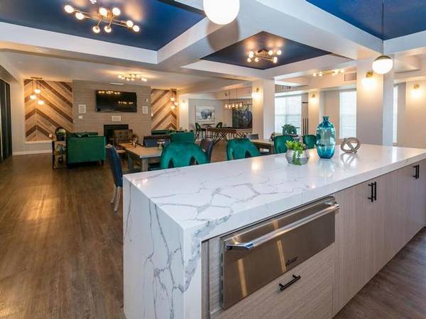 Loveland Lushly Landscaped Courtyard On - Room for Rent