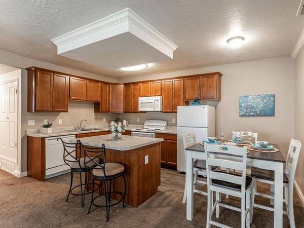 Vineyard Flexible Lease Terms Available - Room for Rent