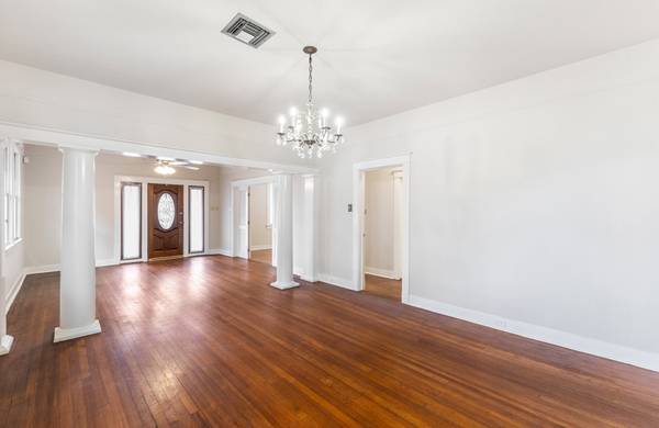 Metairie Charming Bedroom Home For - Room for Rent