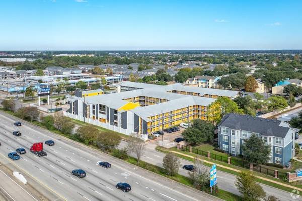 Houston Free Utilities Included - Room for Rent