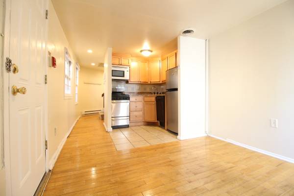Philadelphia Amazing Br Ba In Center - Room for Rent
