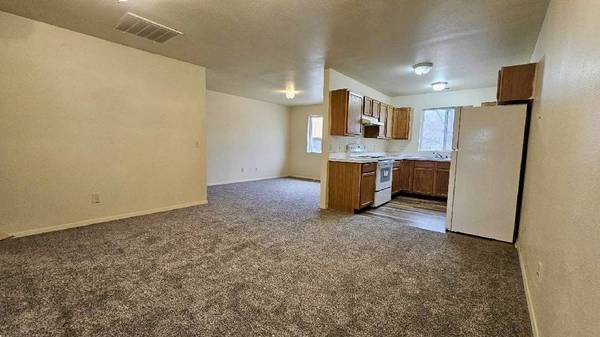 Missoula Spacious Bed Bath Upstairs - Room for Rent