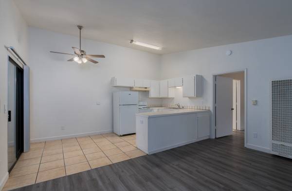 Chico Cottage Homes In Chico Ca Pet - Room for Rent