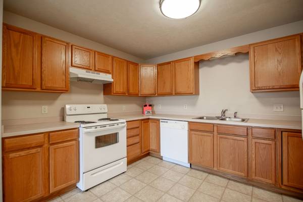 Bismarck Pet Friendly With Pet Deposit - Room for Rent