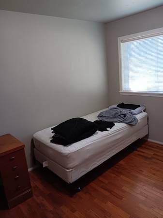 Florence Room For Rent - Room for Rent