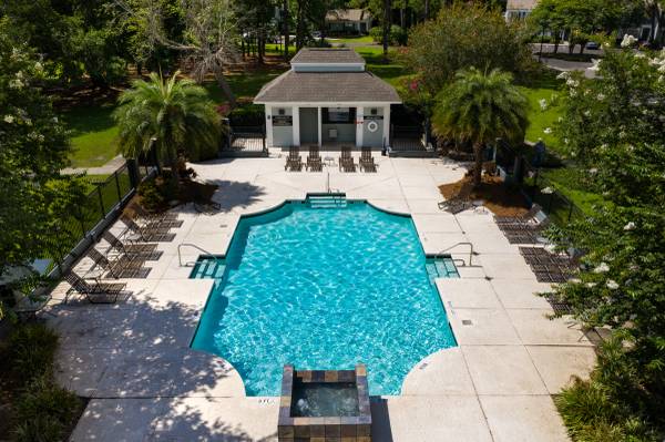 Brunswick Coastal Living In Spacious - Room for Rent