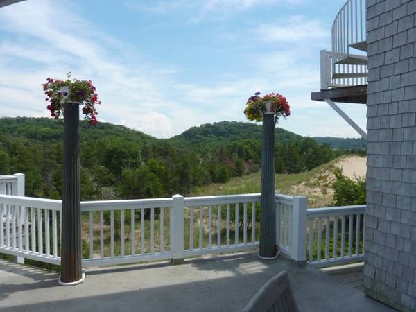 Ferrysburg Dune View Apartment - Room for Rent