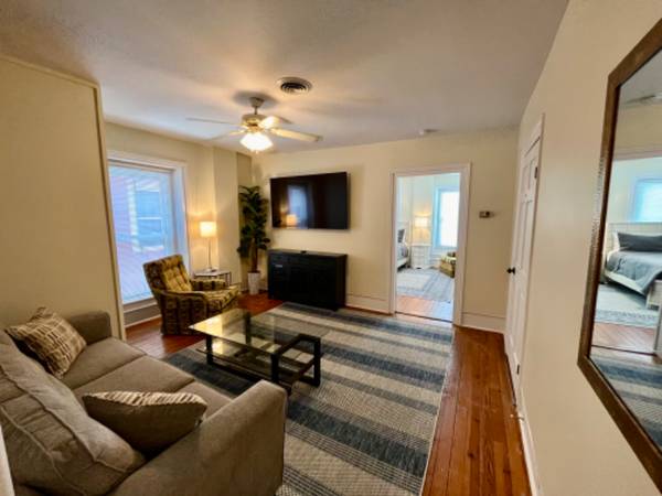 Clarksville 302 Virginia Ave - Room for Rent
