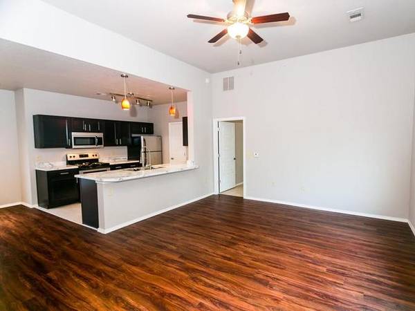Tulsa Cozy Br Ba With Ceilings Full - Room for Rent
