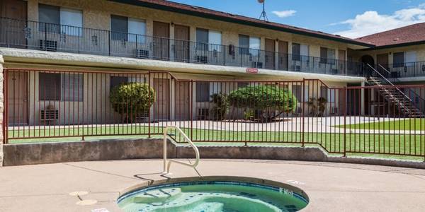 Tucson Onsite Parking Siegel Rewards - Room for Rent