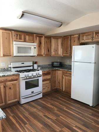 Farmington 2br 2b Mobile Home - Room for Rent